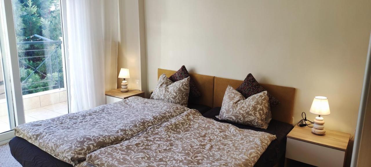 The Golden Guest House Peraia  Ngoại thất bức ảnh